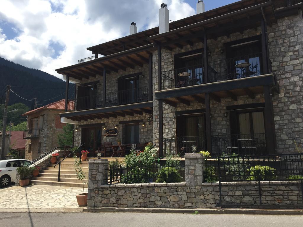 Asimina Guesthouse, Eptalofos Parnassos Exterior photo